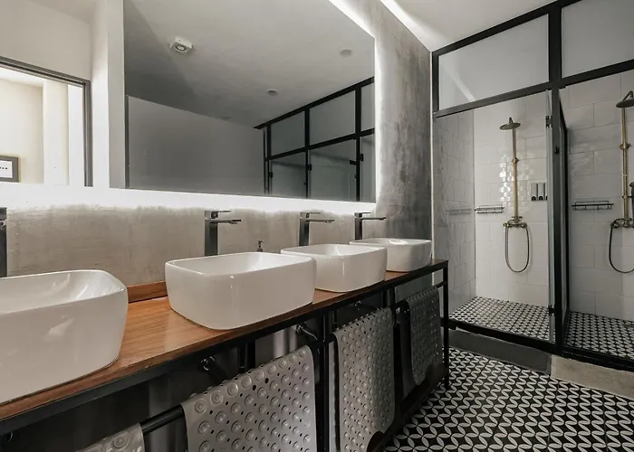 Hostal Bed In Shared Men *