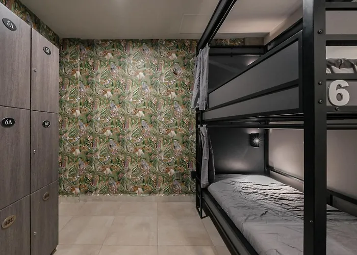 Bed In Shared Men *